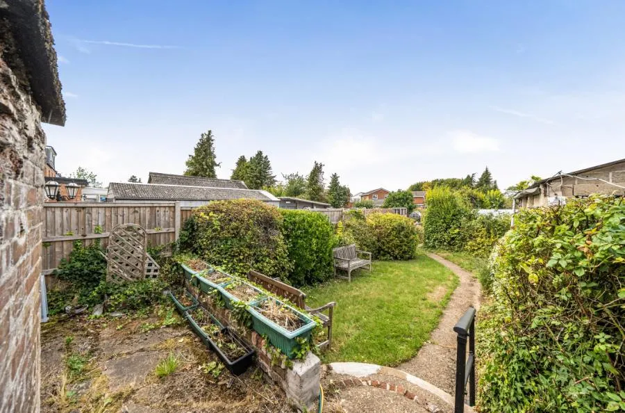 Luton Road, Dunstable, LU5, photo 13