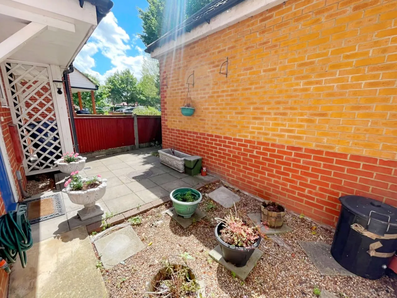 Costons Lane, Greenford, UB6, photo 14
