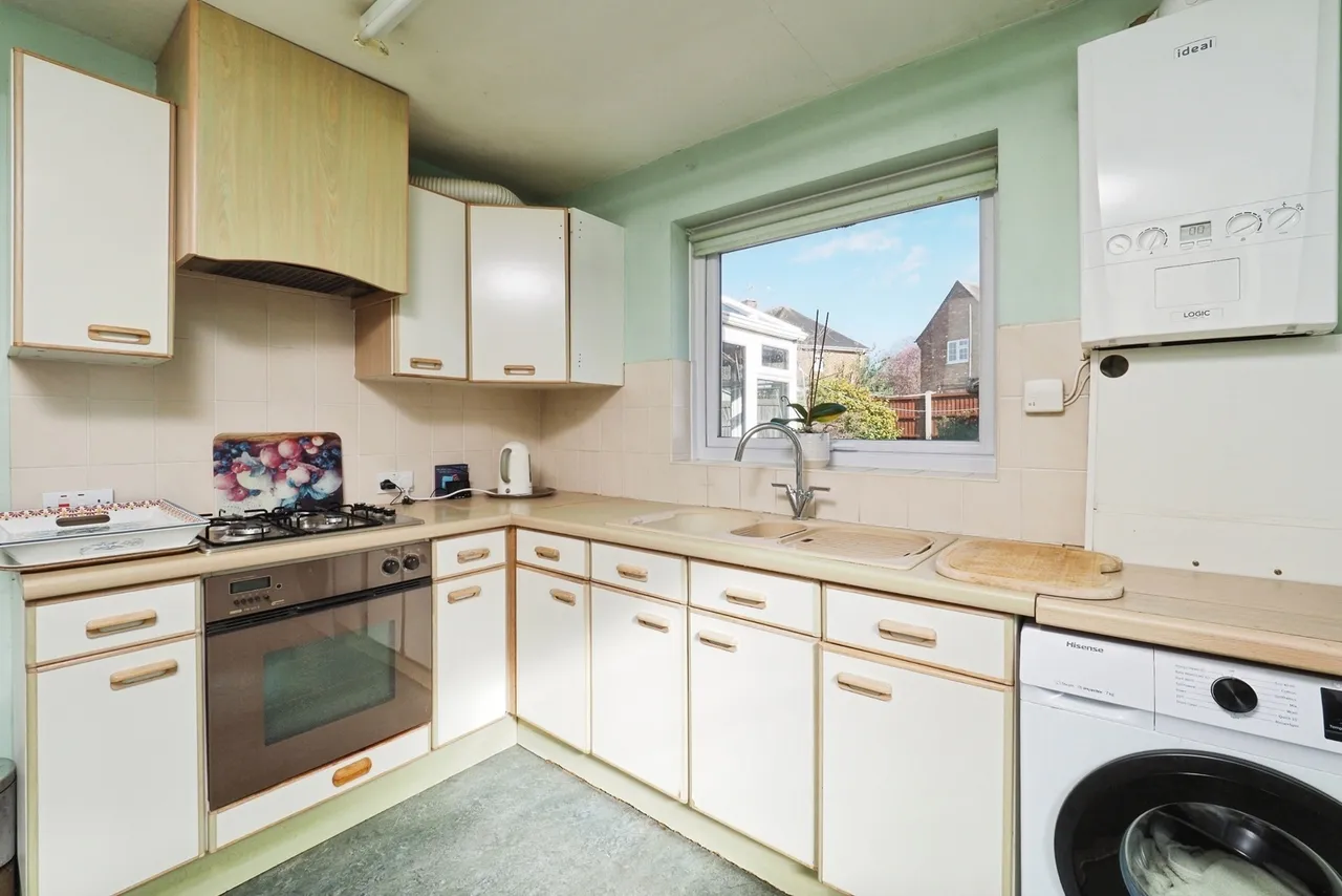 Larchdene Avenue, Wollaton, Nottingham, NG8, photo 4