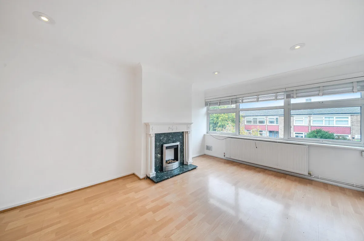 Summerly Street, London, SW18, photo 2