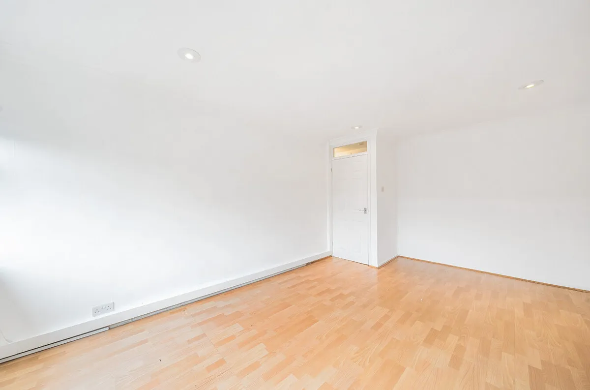 Summerly Street, London, SW18, photo 4