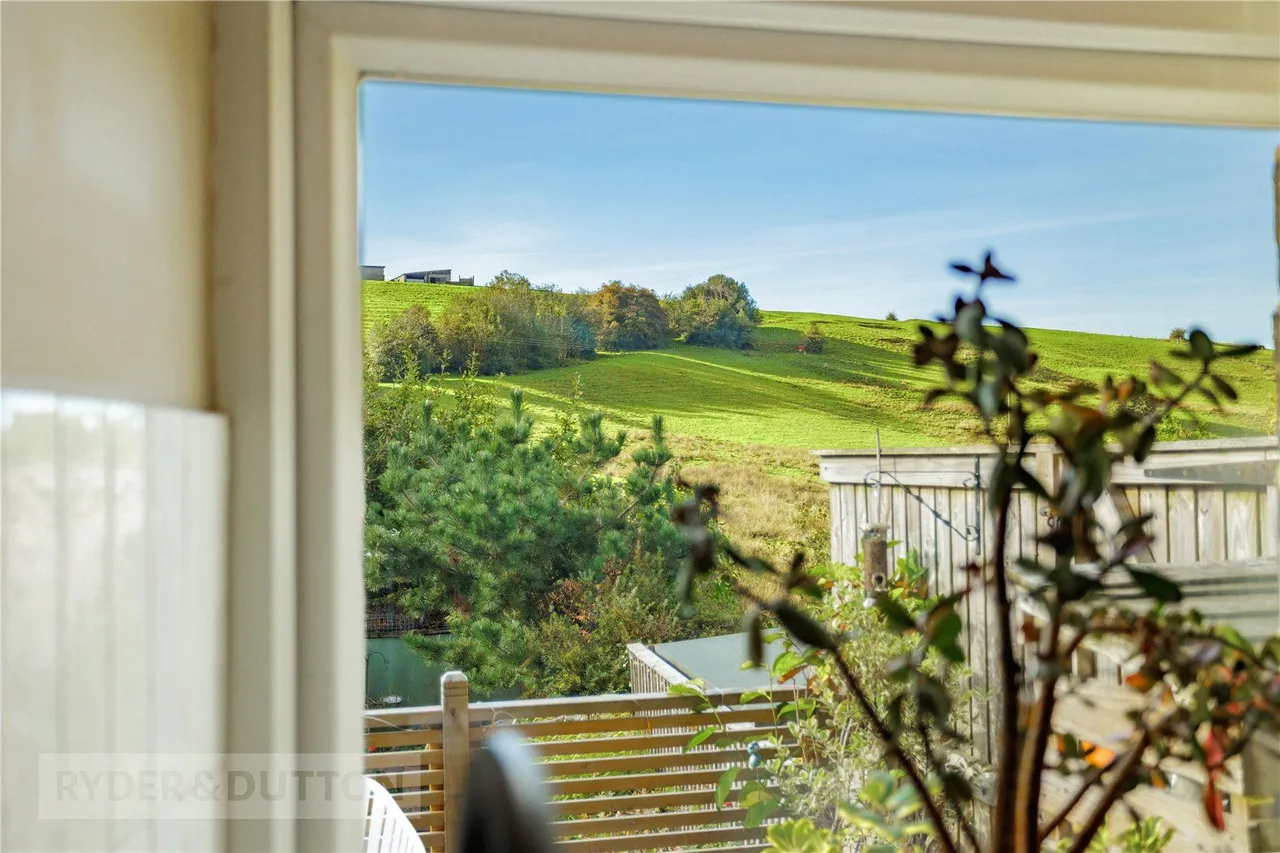 Platt Street, Padfield, SK13, photo 10