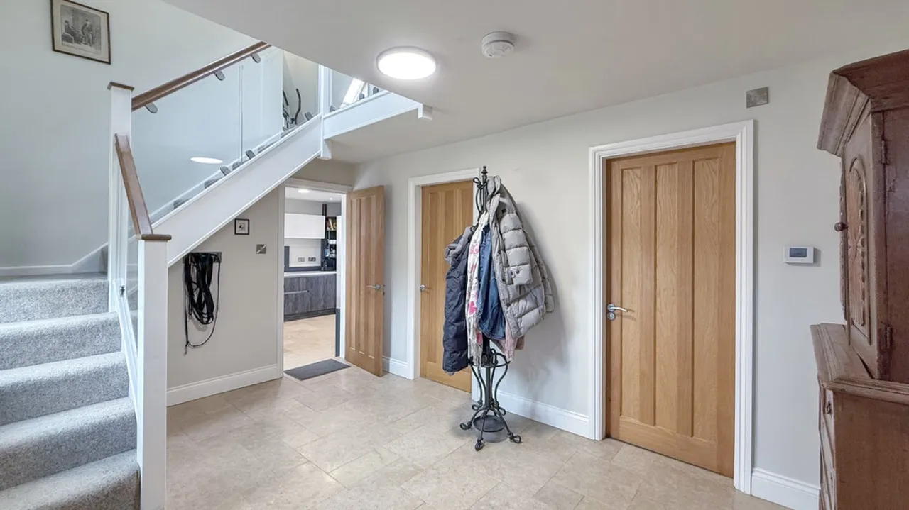 Fairwood Road, Dilton Marsh, photo 11