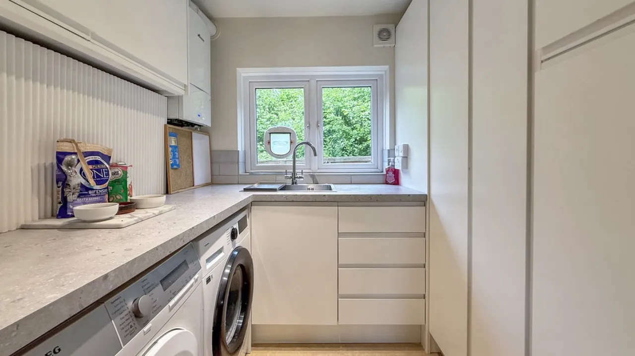 Fairwood Road, Dilton Marsh, photo 8