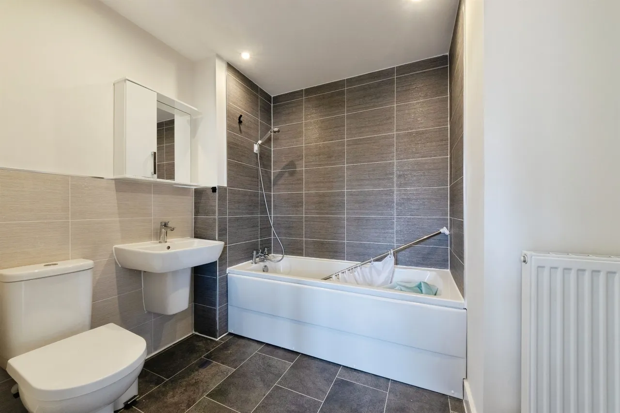 Kildare Close, Birmingham, photo 11