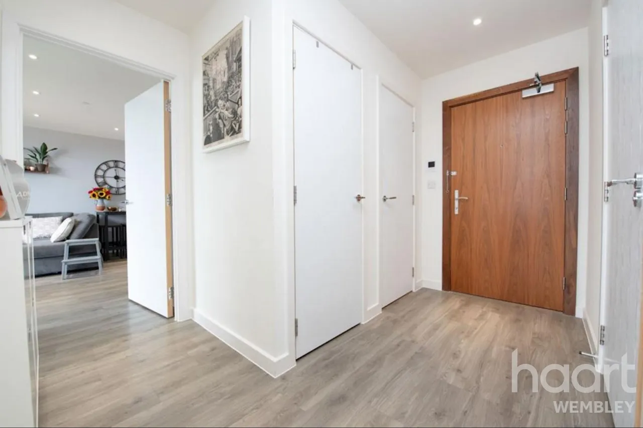 Hawfinch House, West Hendon Waterside, NW9, photo 9