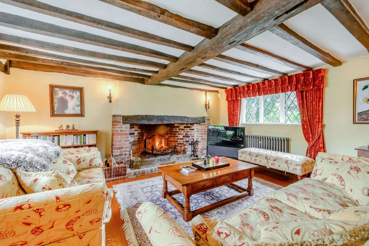 Ashes Lane, Hadlow, Tonbridge, TN11 0AN, photo 3