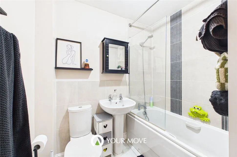 Neptune Close, Bradwell, Norfolk, NR31, photo 11