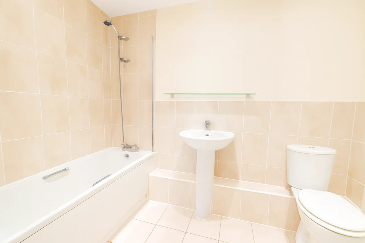 Liebig Court, Widnes, WA8, photo 6