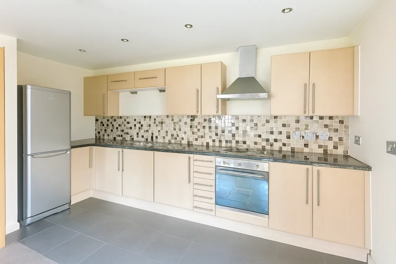 Liebig Court, Widnes, WA8, photo 3