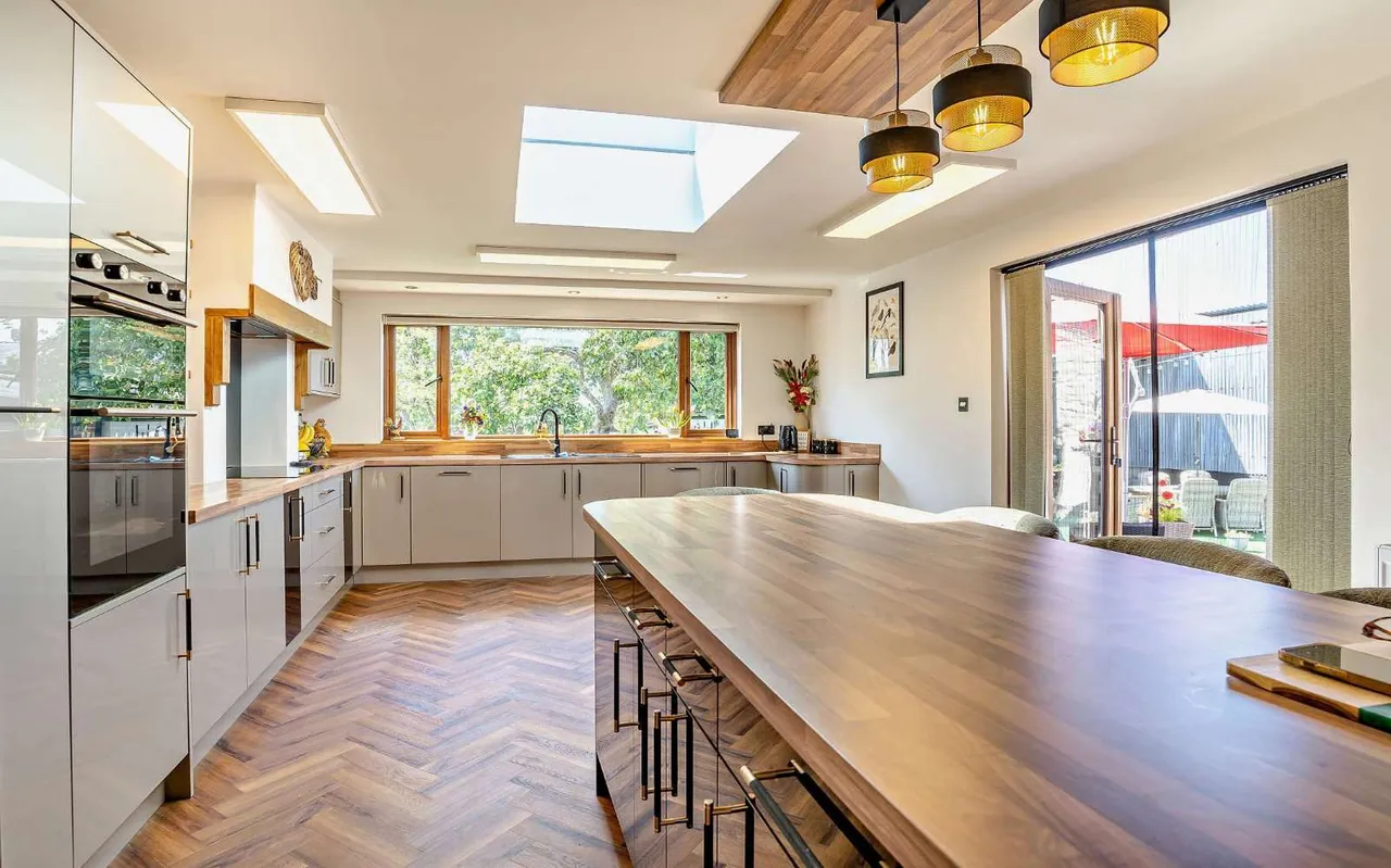 Trimsaran Road, Kidwelly, Carmarthenshire, SA17 4ED, photo 9