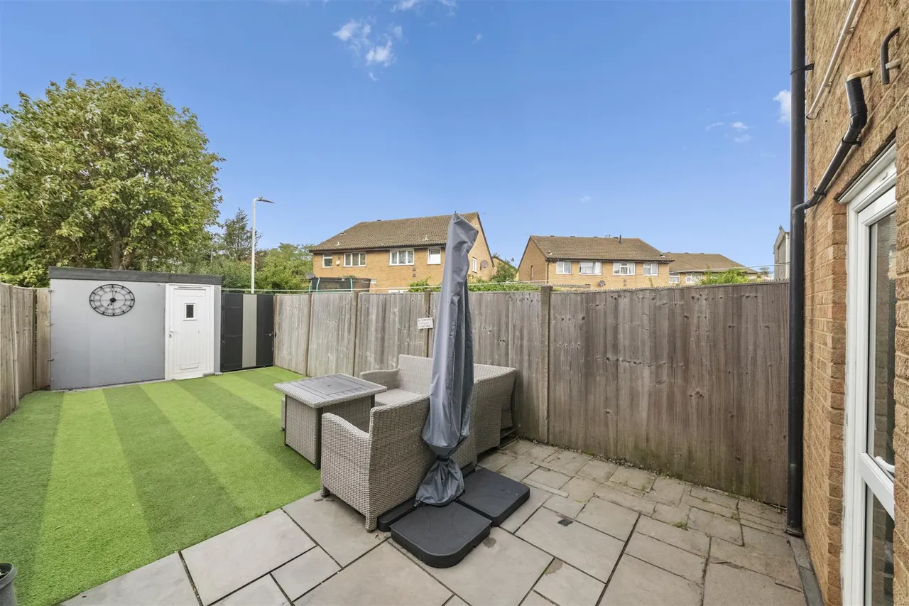 Triandra Way, Hayes, photo 13