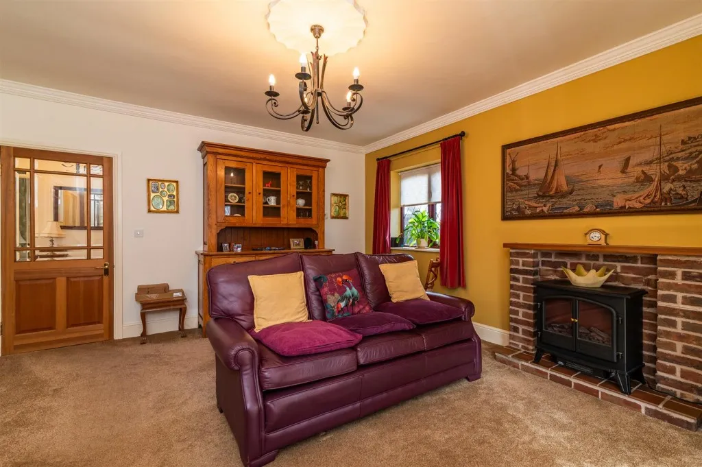 Blenheim Avenue, Lowdham, photo 8