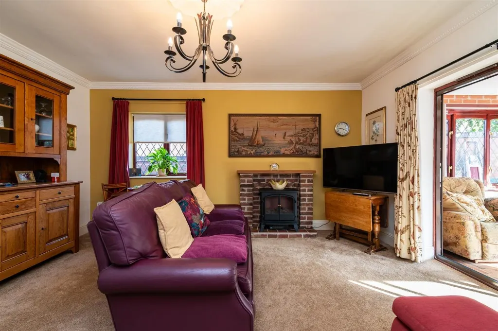 Blenheim Avenue, Lowdham, photo 7