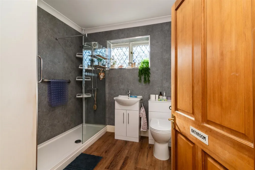 Blenheim Avenue, Lowdham, photo 13