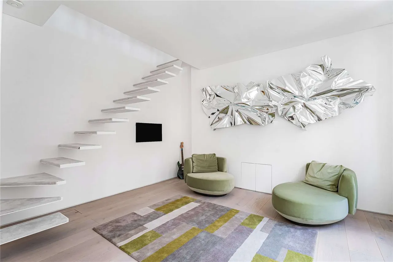 51 Green Street, London, W1K 6RR, photo 2