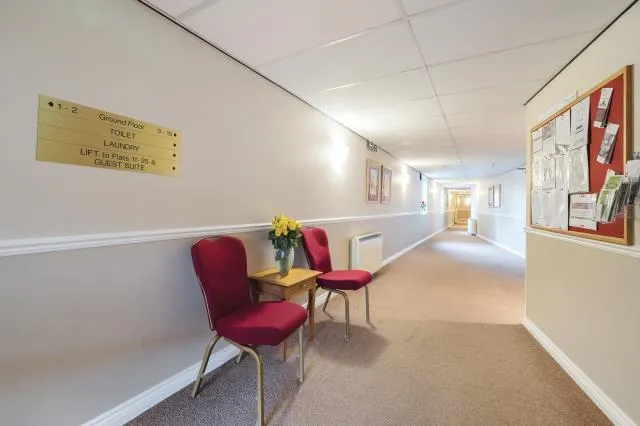 Guildford Road, Lightwater, GU18, photo 21
