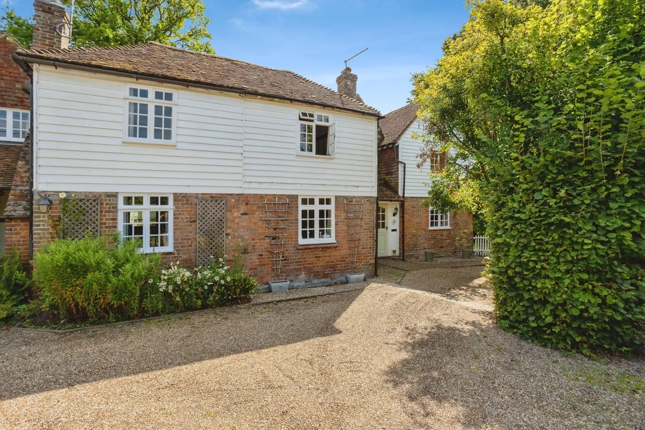 3 bed house for sale, Fosten Green, Biddenden, TN27