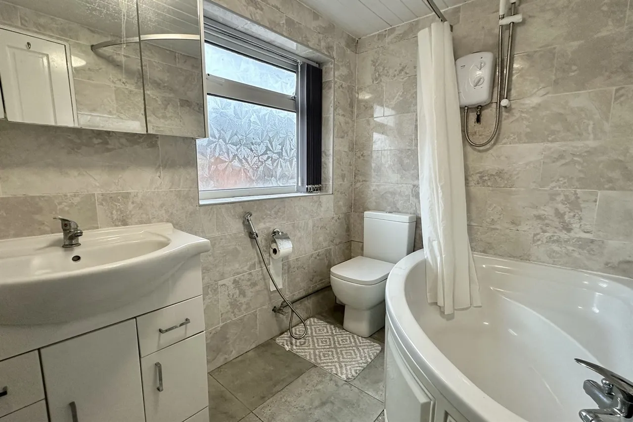 Saville Road, Cheadle, photo 9