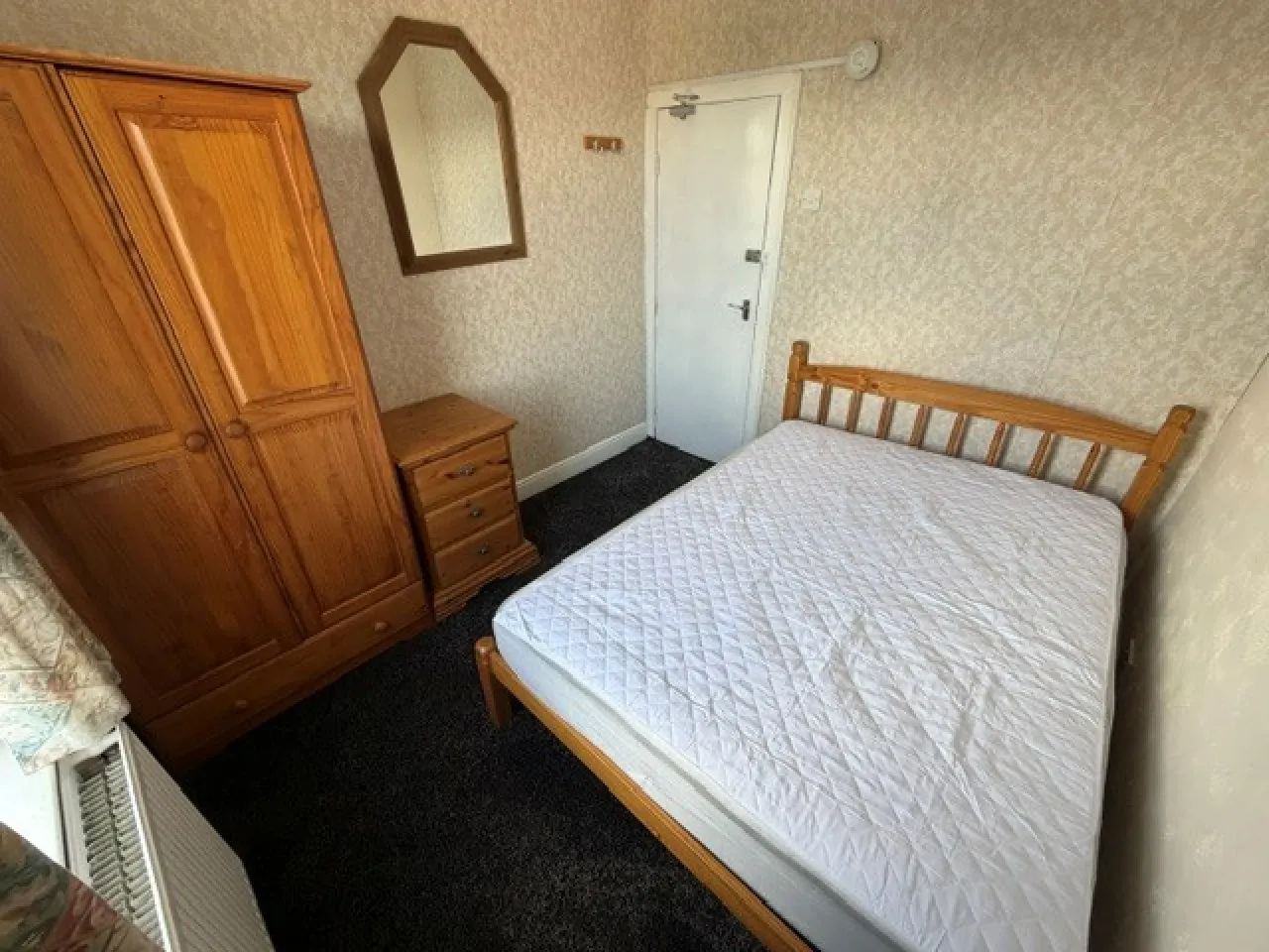 Middlewich Street, Crewe, photo 2