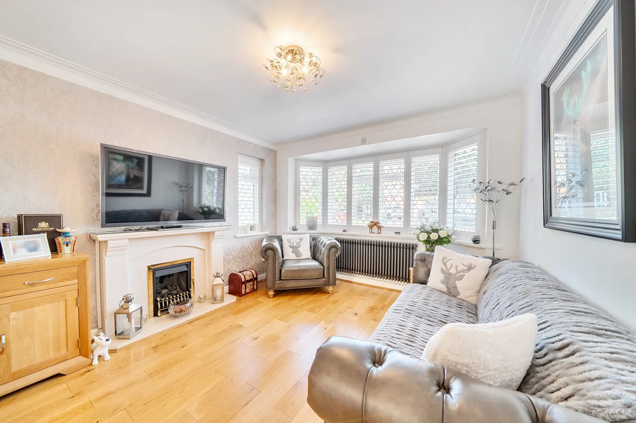 Arlington Drive, Ruislip, HA4, photo 3