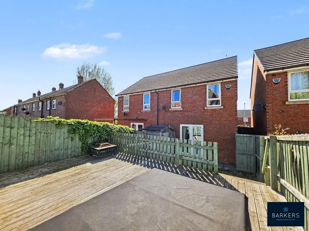 Lowood Lane Birstall, Batley WF17 9DN, photo 3