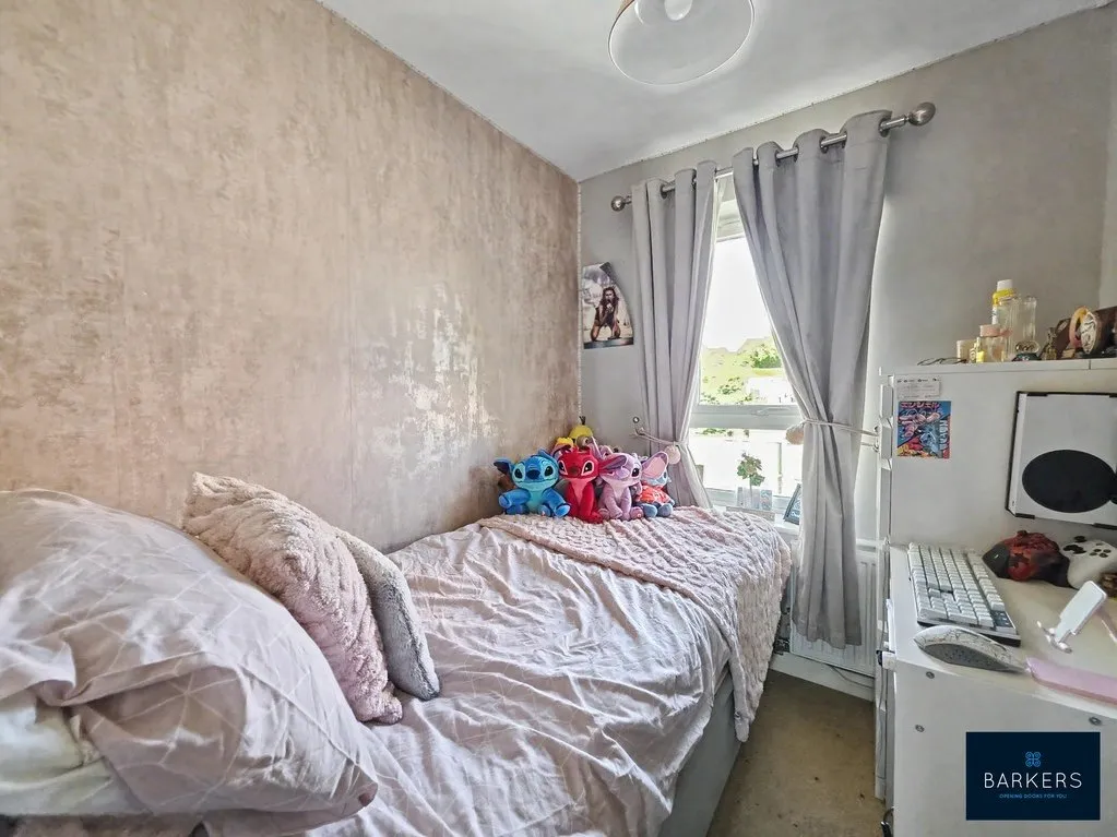 Lowood Lane Birstall, Batley WF17 9DN, photo 8