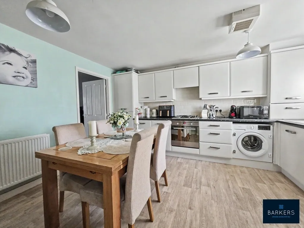 Lowood Lane Birstall, Batley WF17 9DN, photo 4