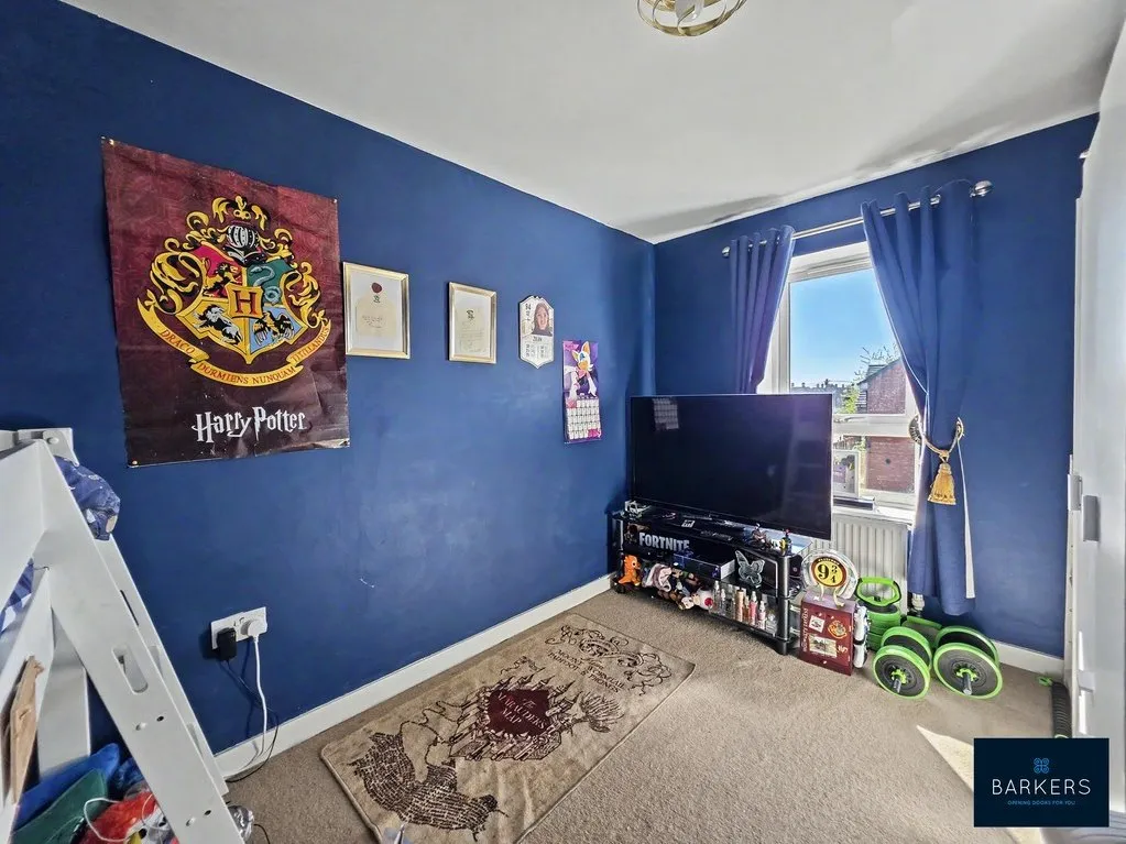 Lowood Lane Birstall, Batley WF17 9DN, photo 11