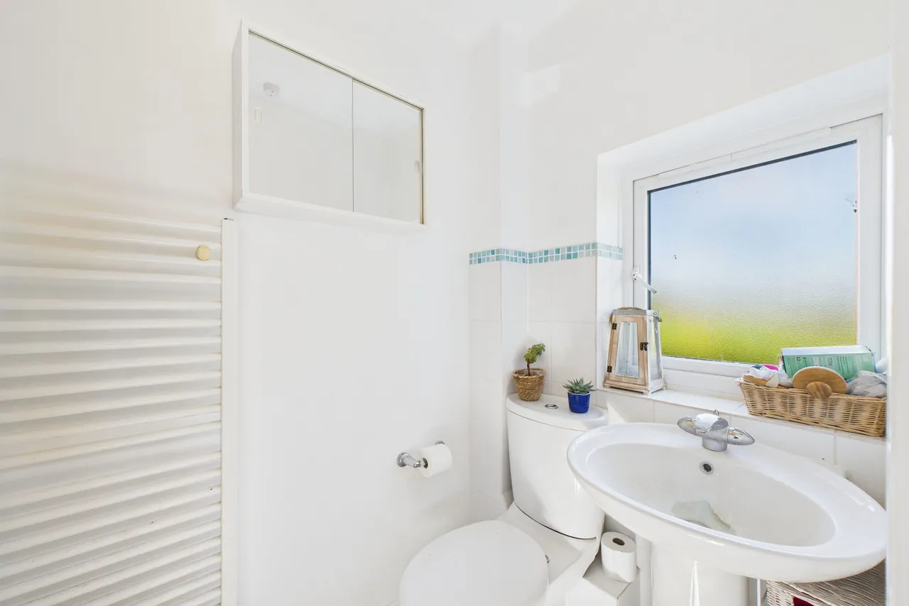 The Meadows, Shropham, NR17, photo 18