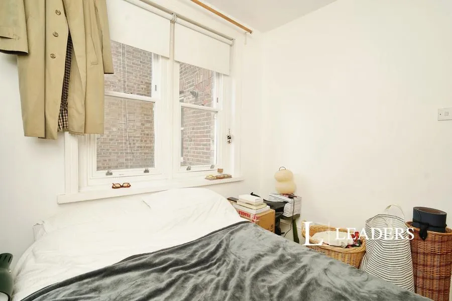 Coldharbour Lane, London, SW9, photo 8