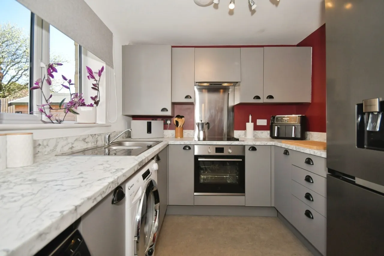 Curlew Avenue, Buxton, Derbyshire, SK17, photo 12