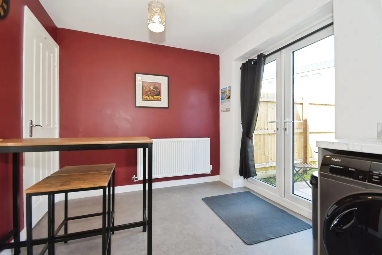 Curlew Avenue, Buxton, Derbyshire, SK17, photo 13