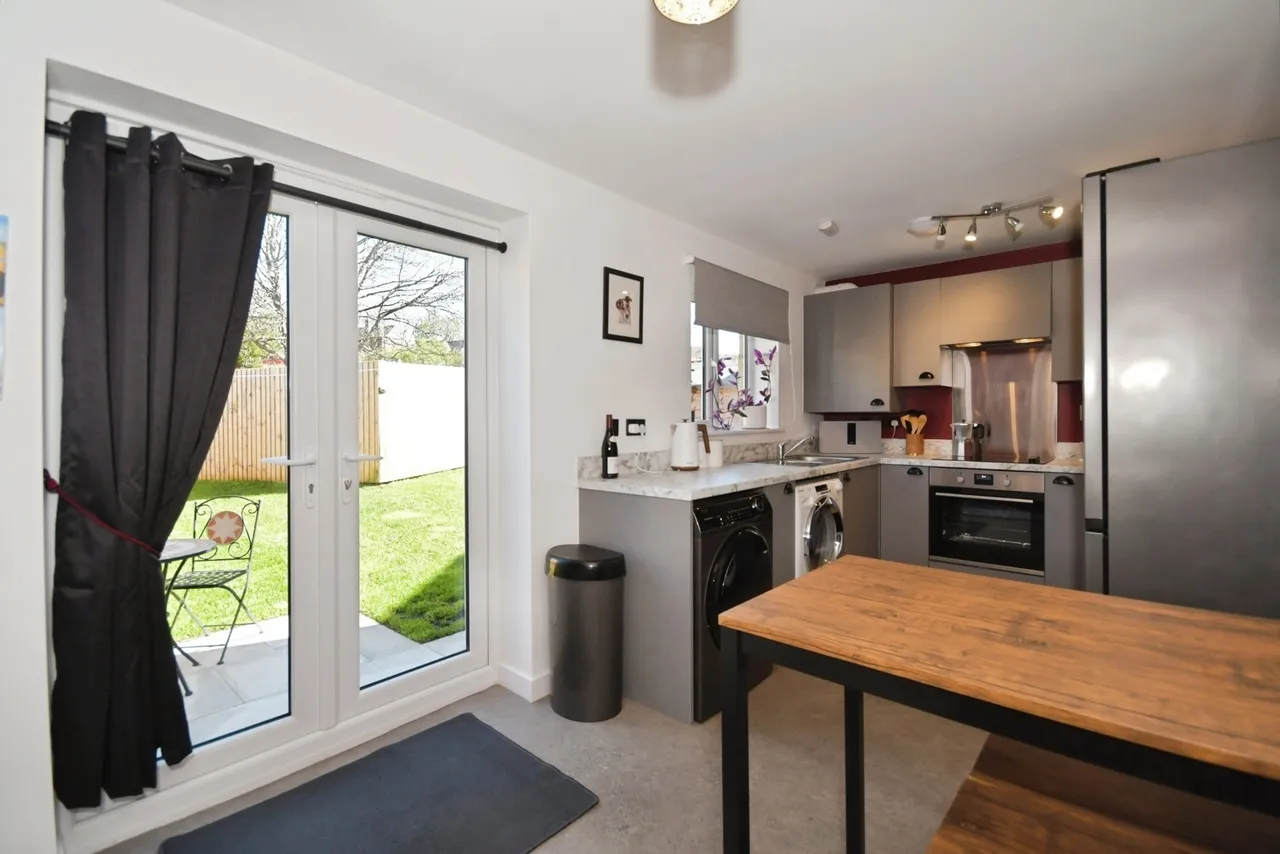 Curlew Avenue, Buxton, Derbyshire, SK17, photo 10