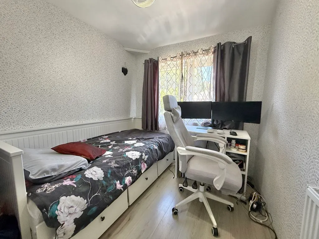 Neasden Grove, Kingstanding, B44, photo 18