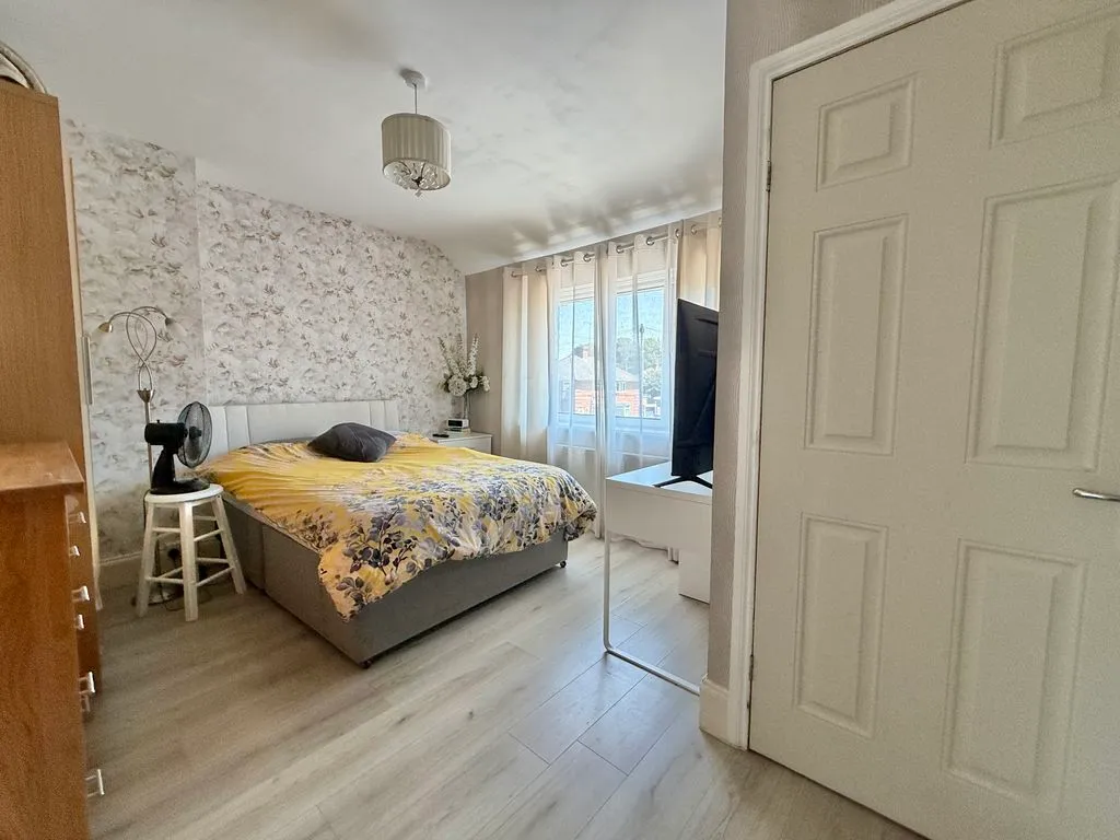 Neasden Grove, Kingstanding, B44, photo 13