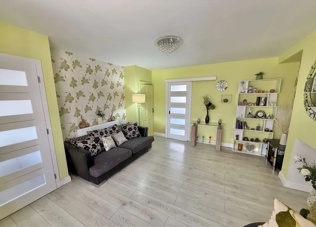 Neasden Grove, Kingstanding, B44, photo 4