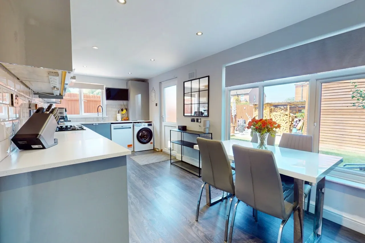 Springhill Crescent, Springhill Crescent, Madeley TF7 4DP, photo 2