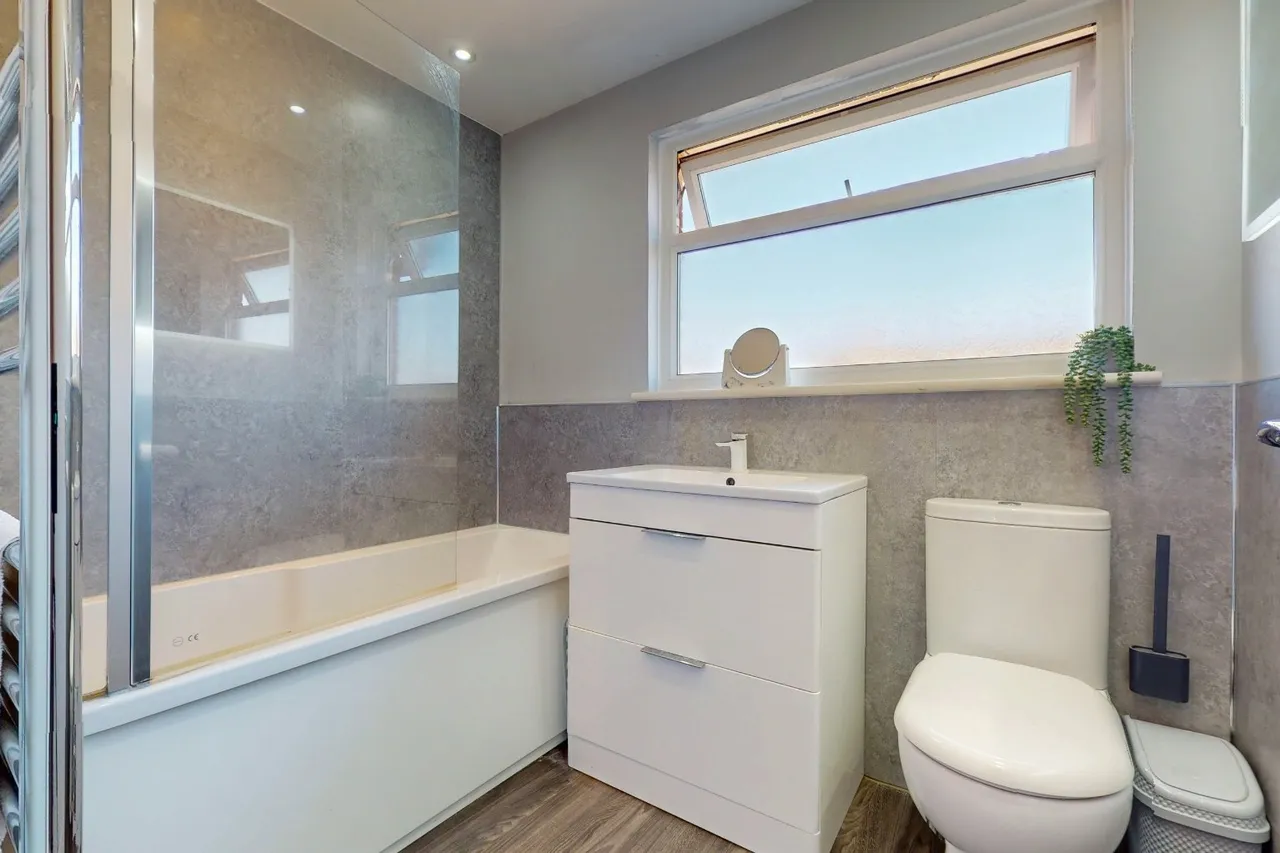 Springhill Crescent, Springhill Crescent, Madeley TF7 4DP, photo 14