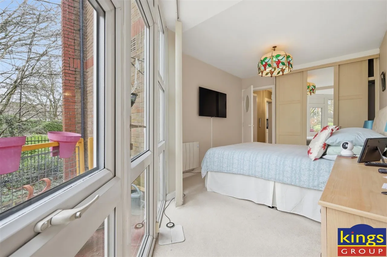 Bryan Road, London, photo 7