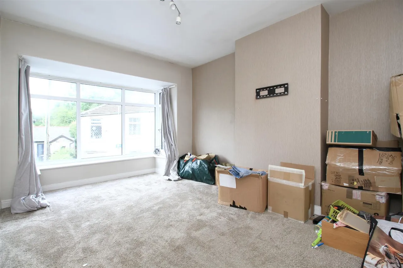Egerton Street, Mossley, photo 8