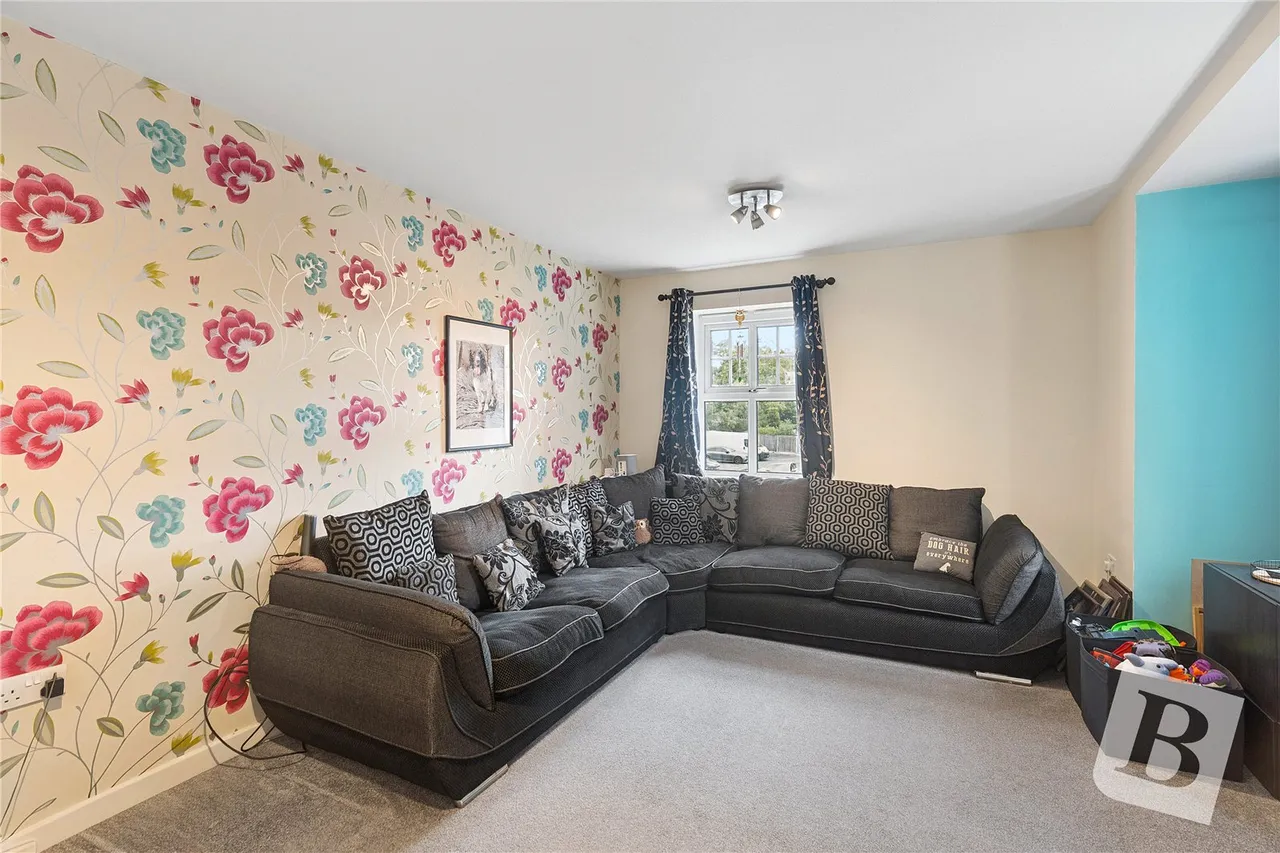 Bessemer Close, Basildon, SS16, photo 4