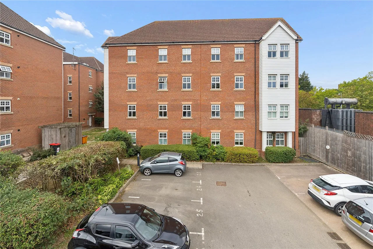 Bessemer Close, Basildon, SS16, photo 13