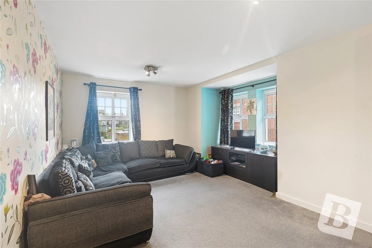 Bessemer Close, Basildon, SS16, photo 8