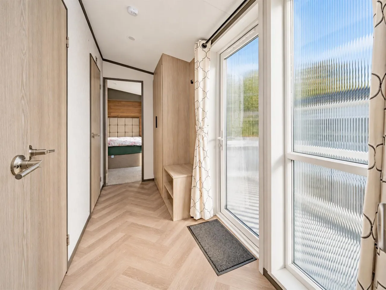 Seaview Avenue, Seaton Estate, photo 9