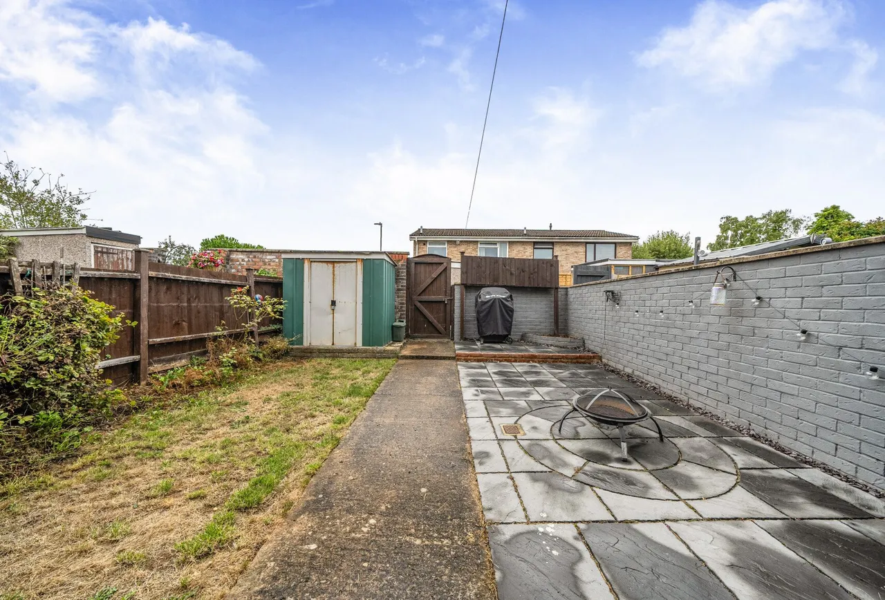 Poplar Road, Gloucestershire, Warmley, BS30 5JU, photo 16