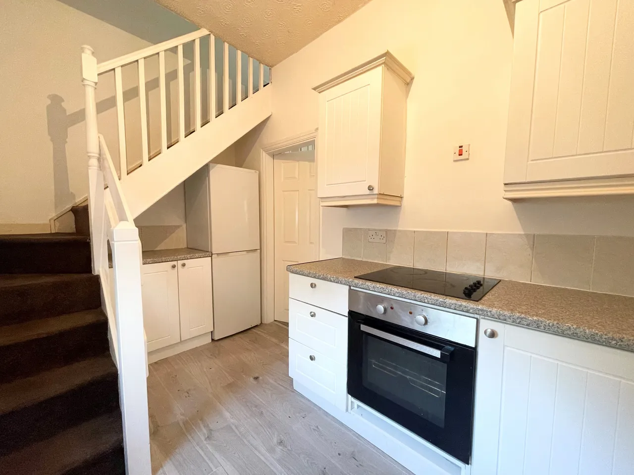 2 bed house to rent, Bleakley Street, BL8