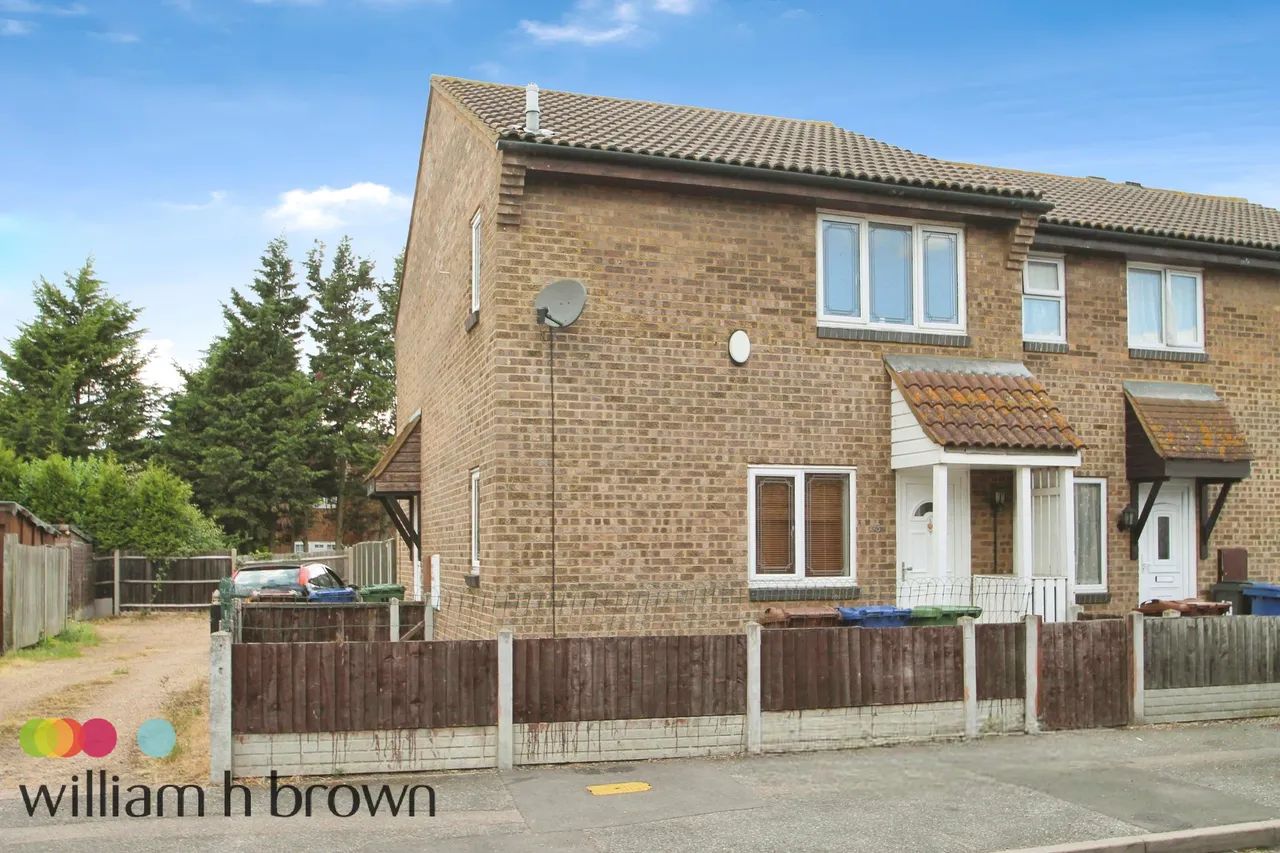 Thackeray Avenue, Tilbury, photo 2