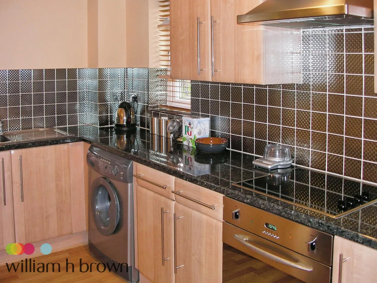 Thackeray Avenue, Tilbury, photo 3