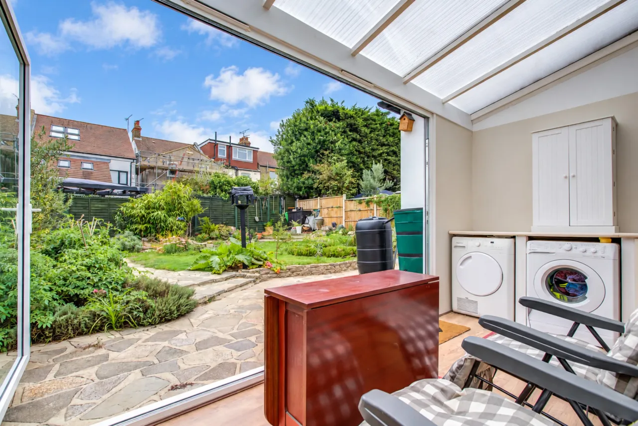 Leighton Avenue, Leigh-on-Sea, SS9, photo 13